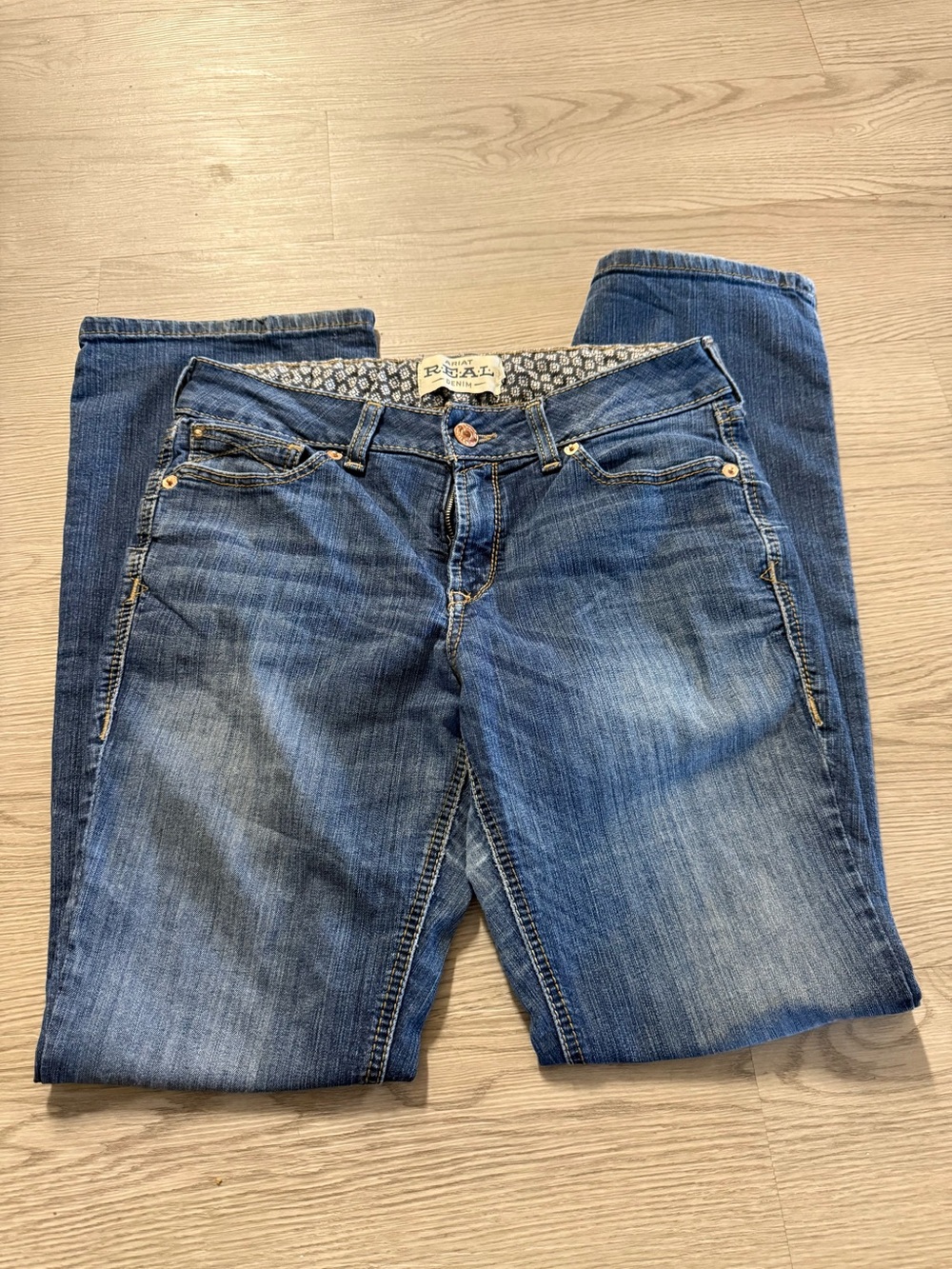 Ariat R.E.A.L. Corinne Mid Rise Bootcut Jeans Women's [I31R] Blue Denim F